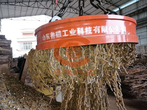 廢鋼起重電磁鐵 廢鋼起重電磁鐵
