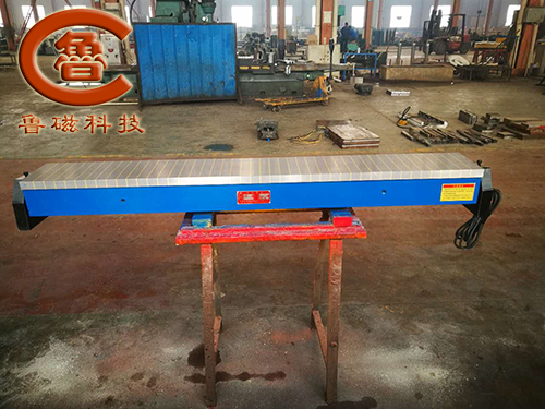 回轉(zhuǎn)電磁吸盤